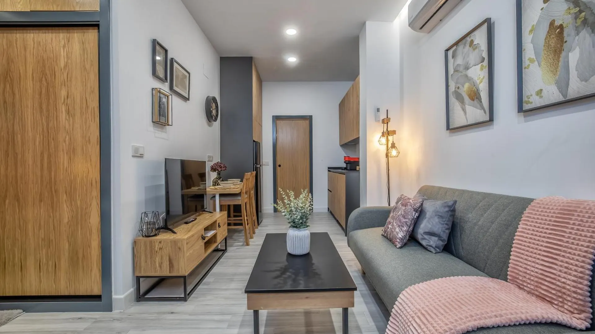 Garesc Lofts Apartment Cordoba 0*,