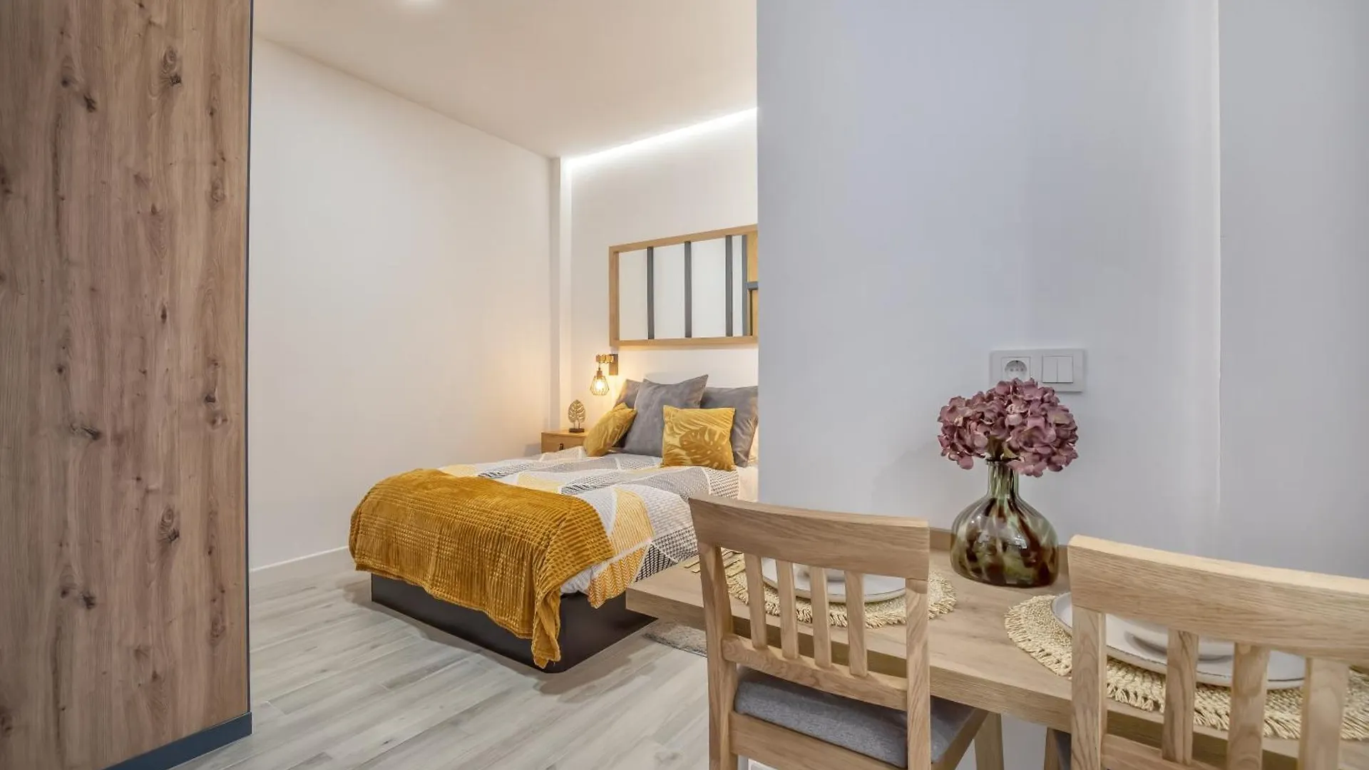 Garesc Lofts Apartment Cordoba 0*,  Spain
