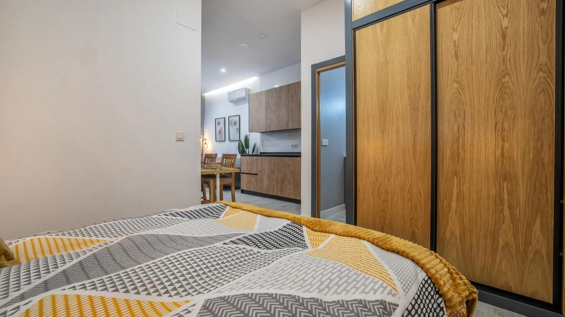 Garesc Lofts Apartment Cordoba Spain